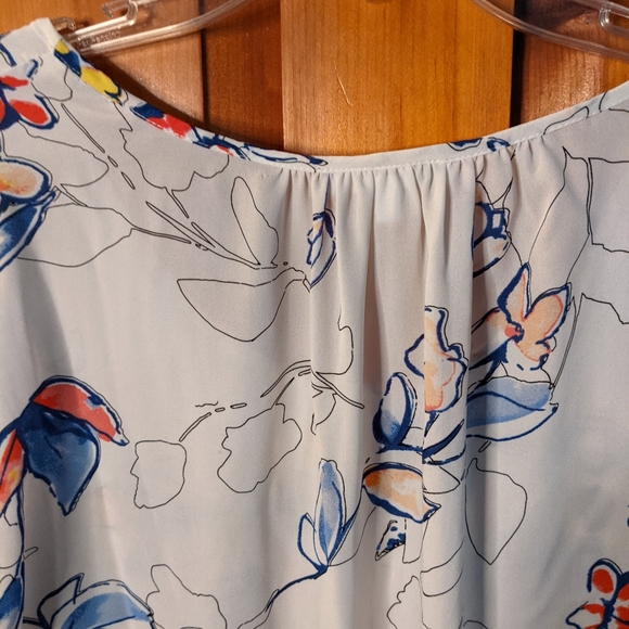 DR2* floral cap sleeve blouse tunic top side slit round neck - Picture 7 of 7